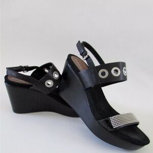 Donald J Pliner Jerri Black Wedges/ Sandals Size 11M
